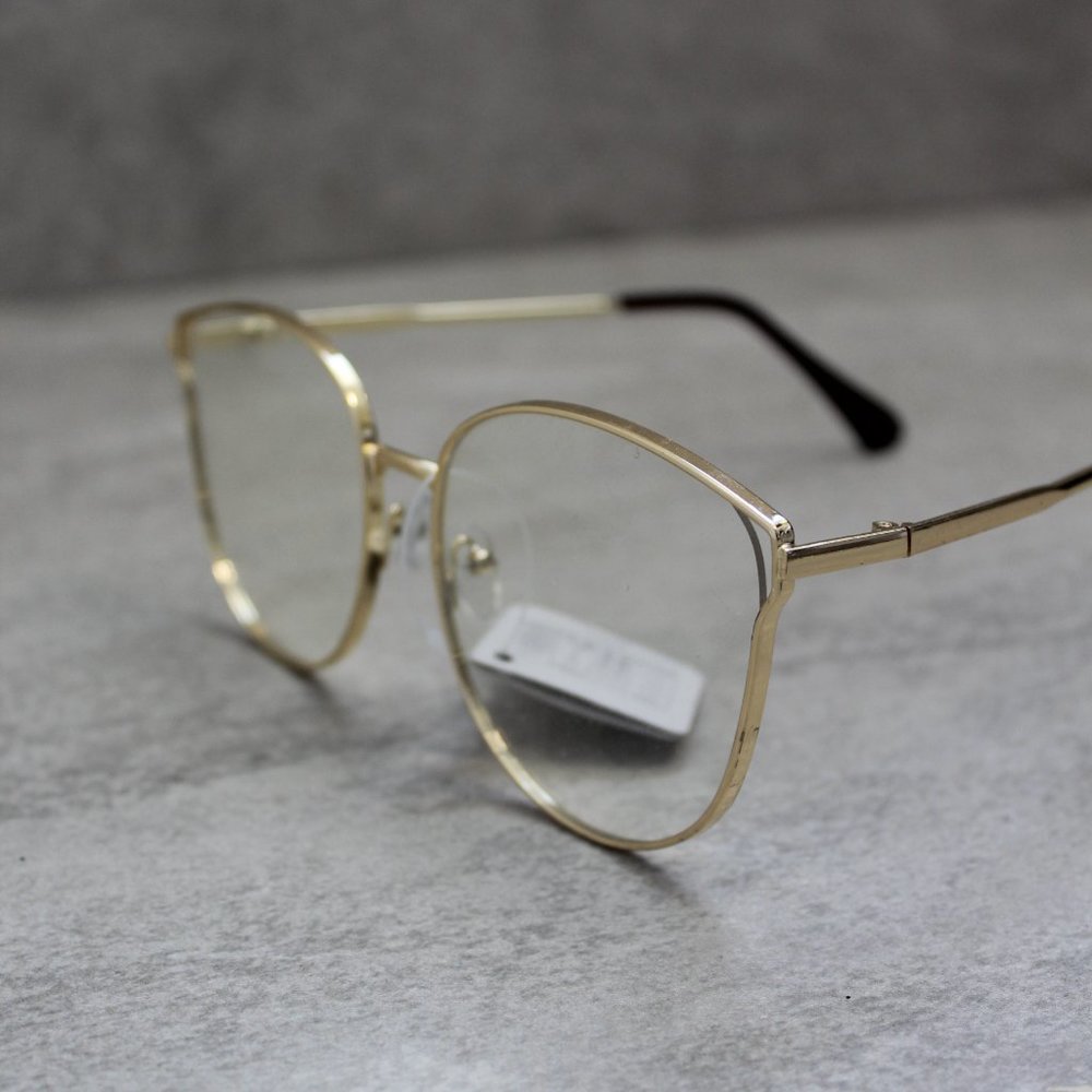 Clear lens thin frame glasses - Picture 6 of 11